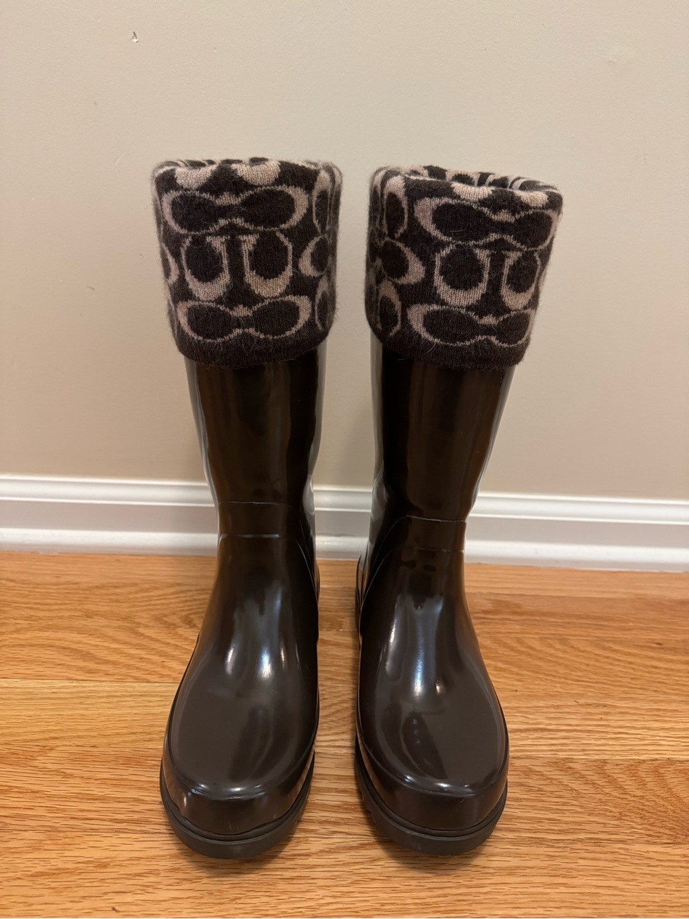 Coach Brown Patent Rain Boots with Signature Knit Cuffs - Size 6B